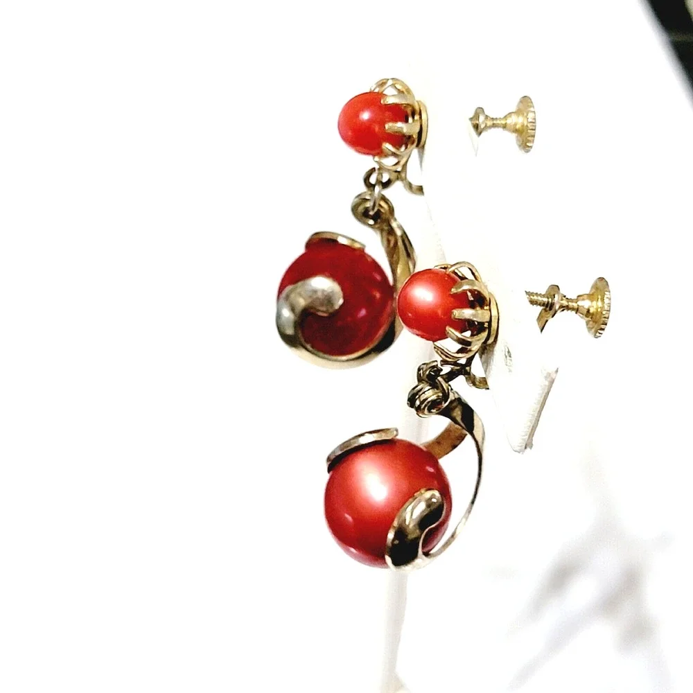 Vintage Mid-century Pink-Red Moonstone Dangle Earrings Screw Back sb-30
